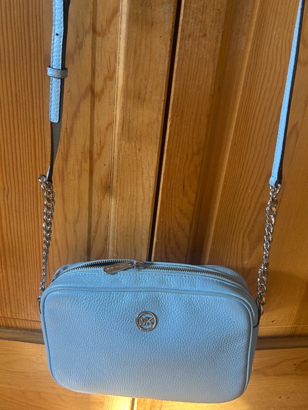 Stunning Powder Blue Michael Kors All leather Crossbody Handbag
